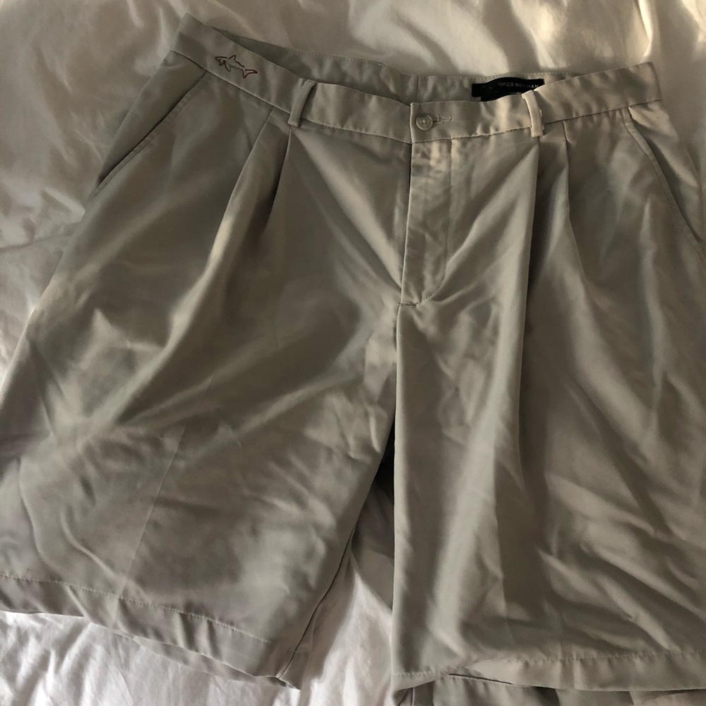 Greg Norman Khaki Golf Short Size 36